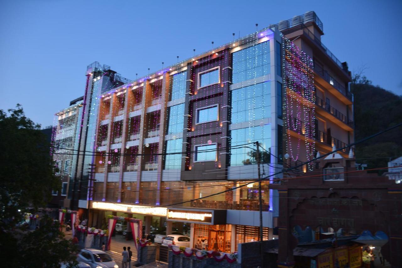 Hotel Kings Regency Drang Buitenkant foto