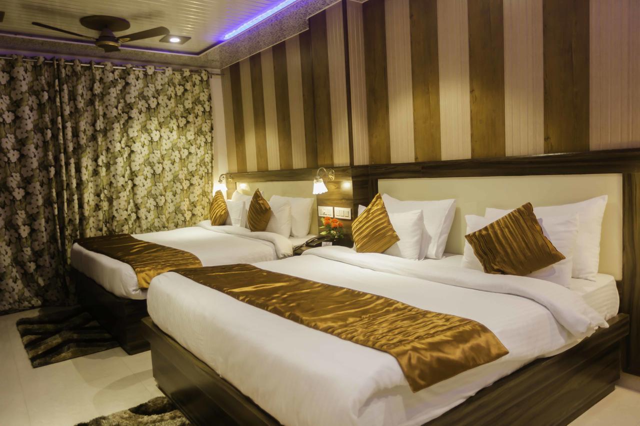 Hotel Kings Regency Drang Buitenkant foto