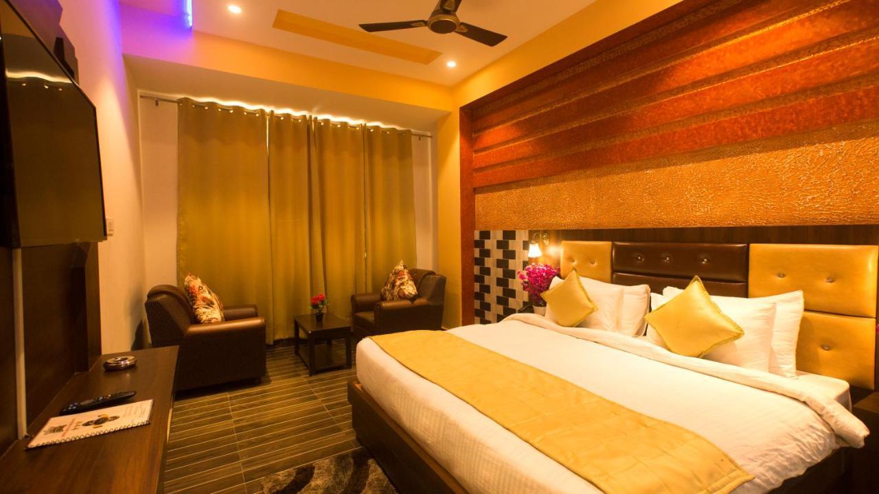Hotel Kings Regency Drang Buitenkant foto